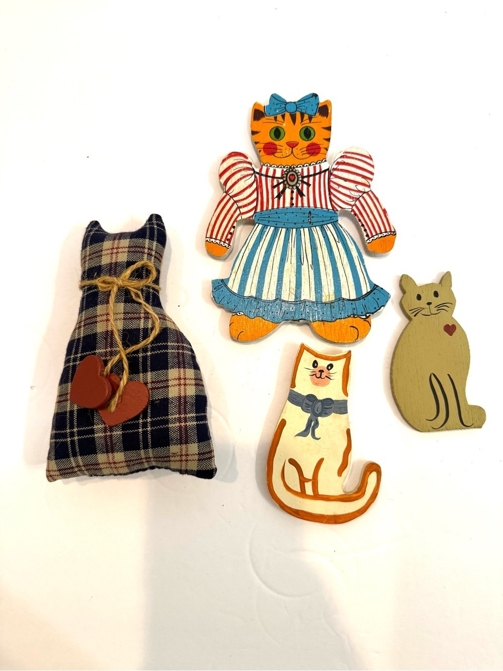 Lot of 4 Small Vintage ‘80s and ‘90s Country Cats Kittens Some Hand-painted